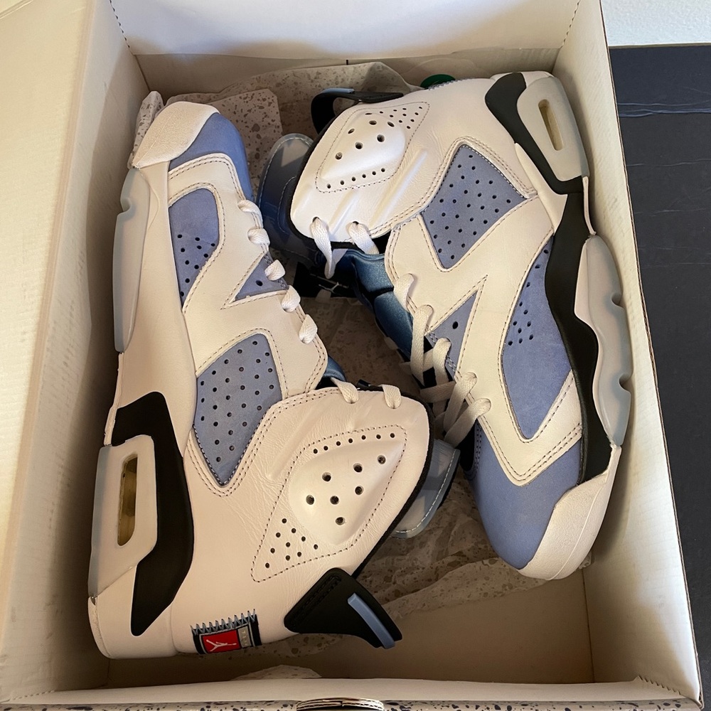 ❌SOLD❌ Jordan 6 Retro UNC - Size 8 EXCELLENT CONDITION WITH BOX